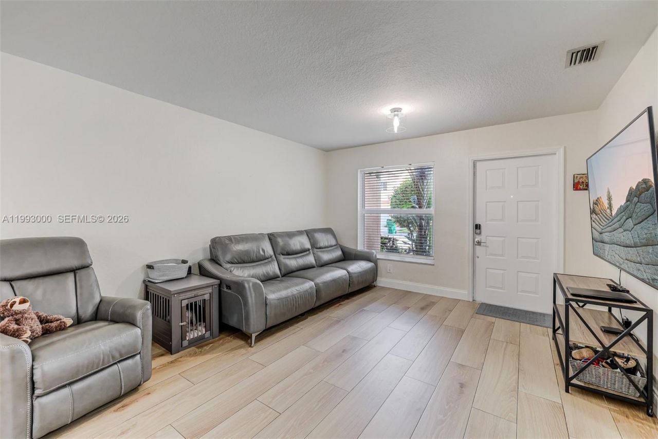 8730 SW 21st St, Miramar, FL 33025 Photo