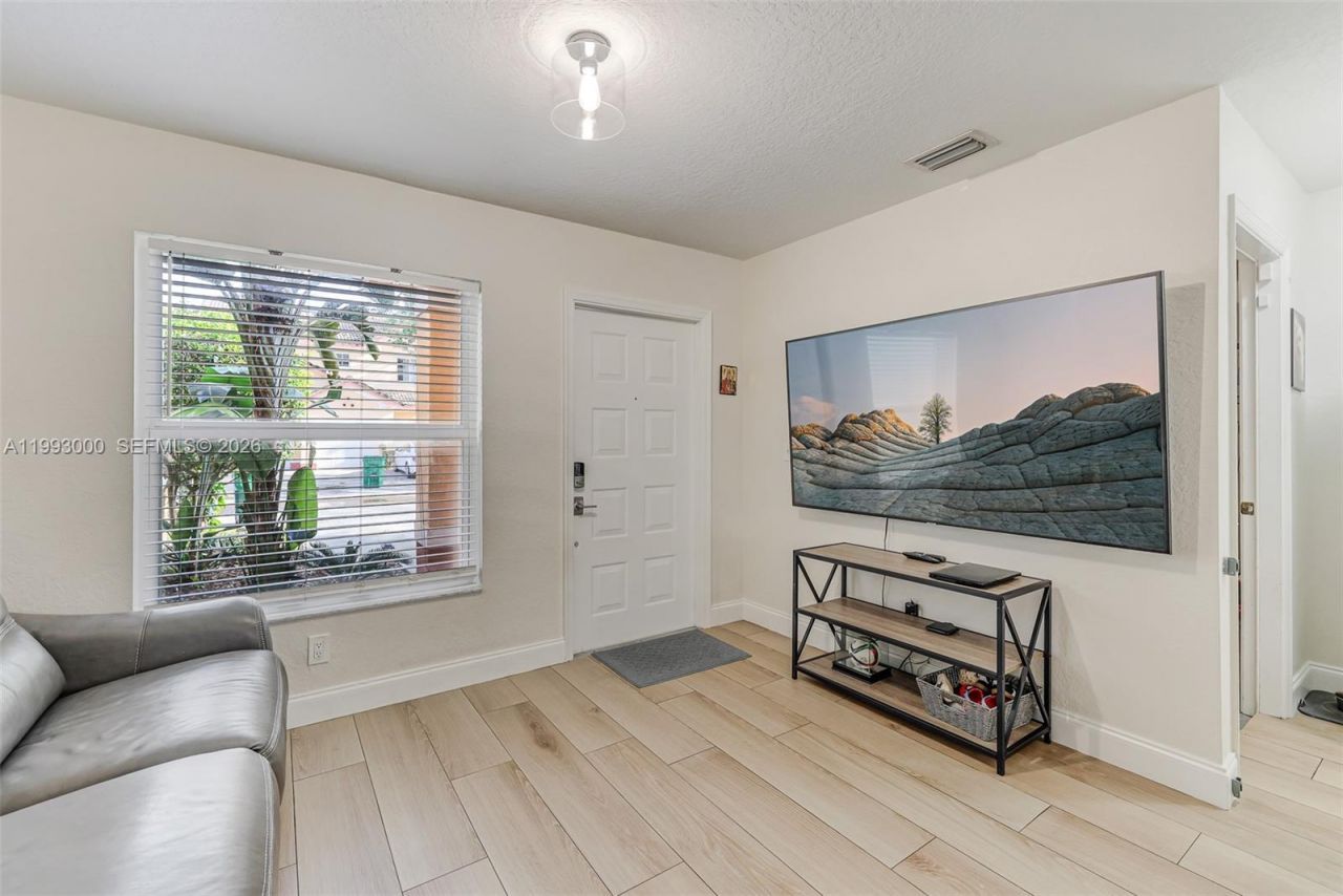 8730 SW 21st St, Miramar, FL 33025 Photo