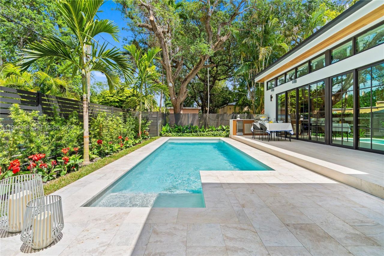 525 NE 101 St , Miami Shores, FL 33138 Photo