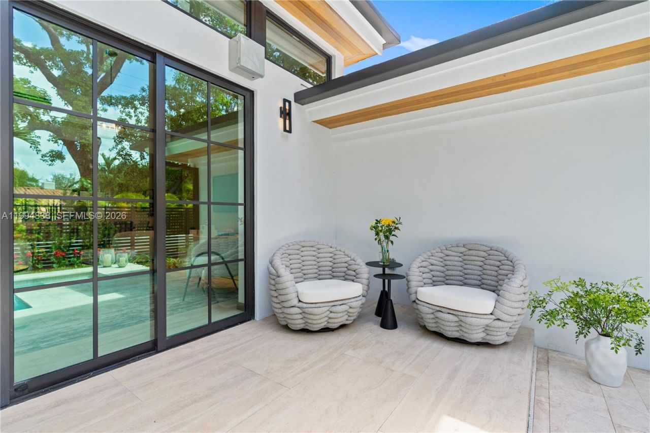 525 NE 101 St , Miami Shores, FL 33138 Photo