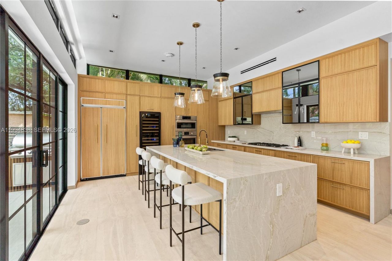 525 NE 101 St , Miami Shores, FL 33138 Photo