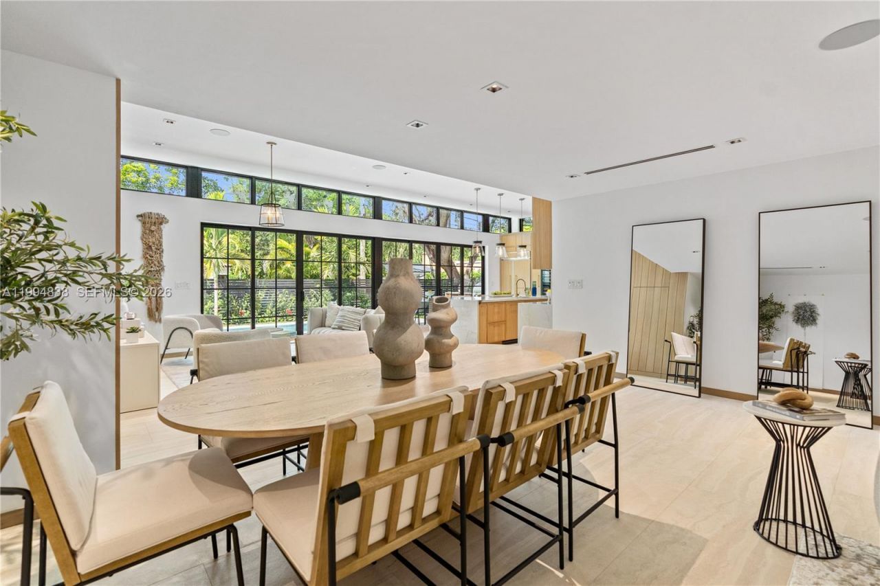 525 NE 101 St , Miami Shores, FL 33138 Photo