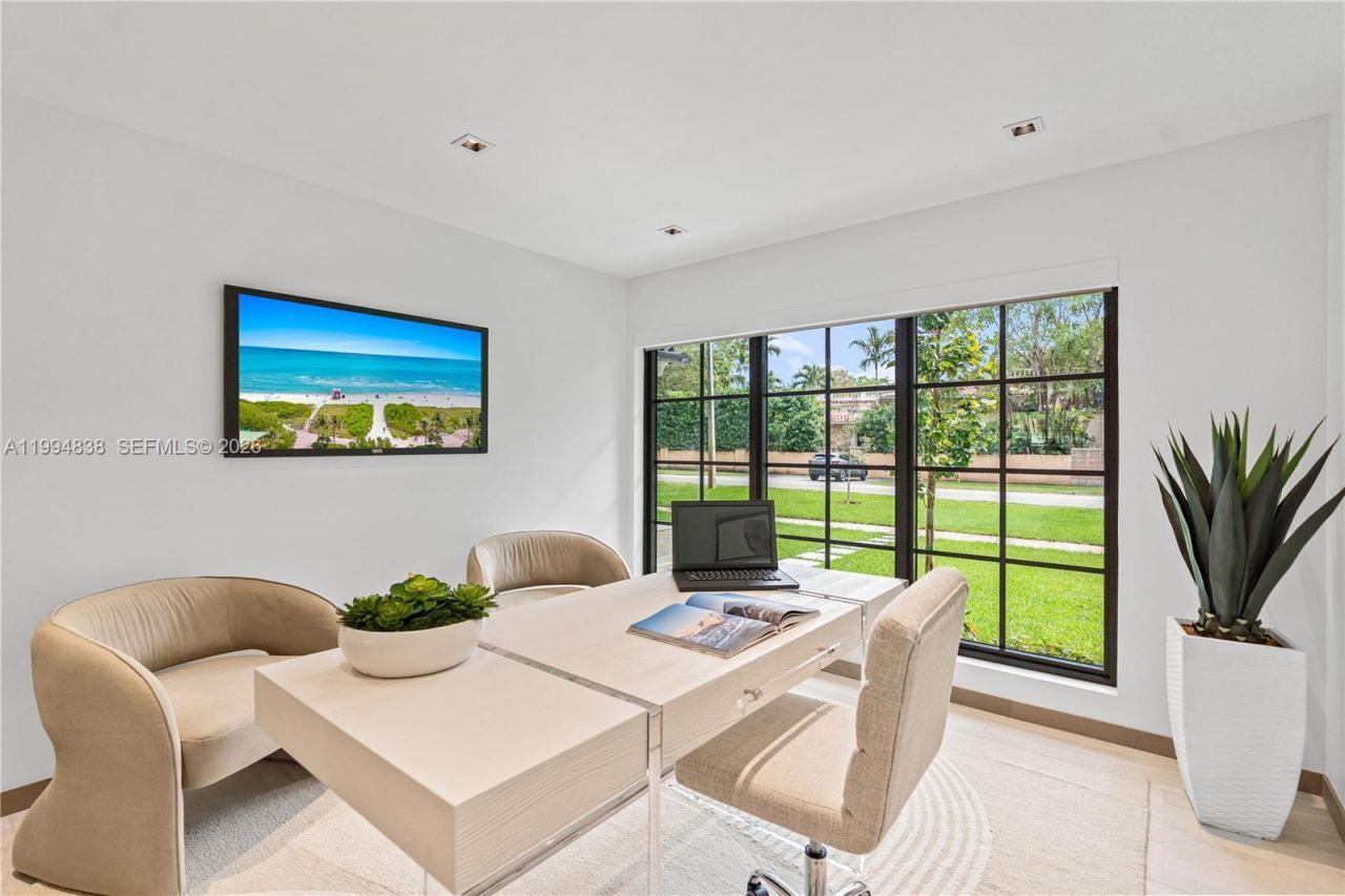 525 NE 101 St , Miami Shores, FL 33138 Photo