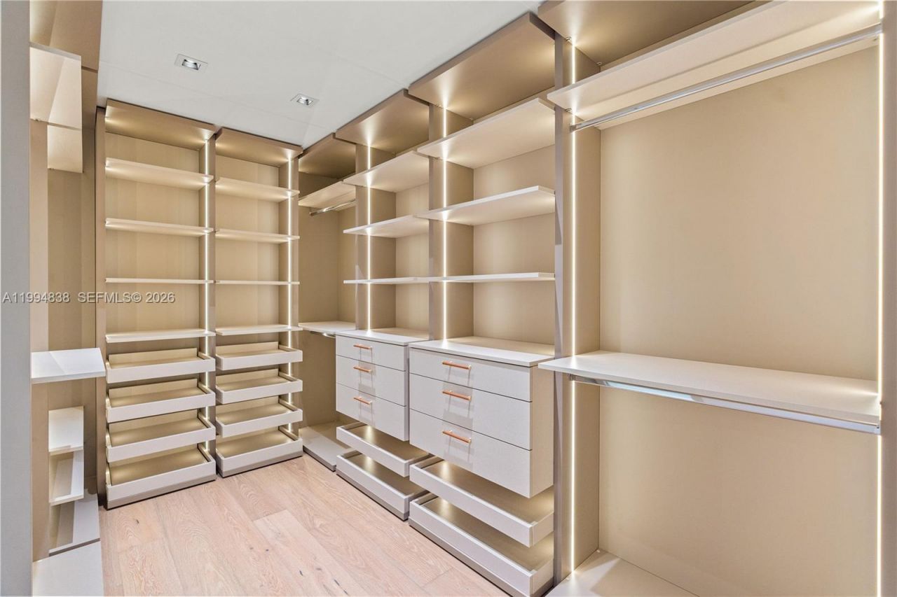 525 NE 101 St , Miami Shores, FL 33138 Photo