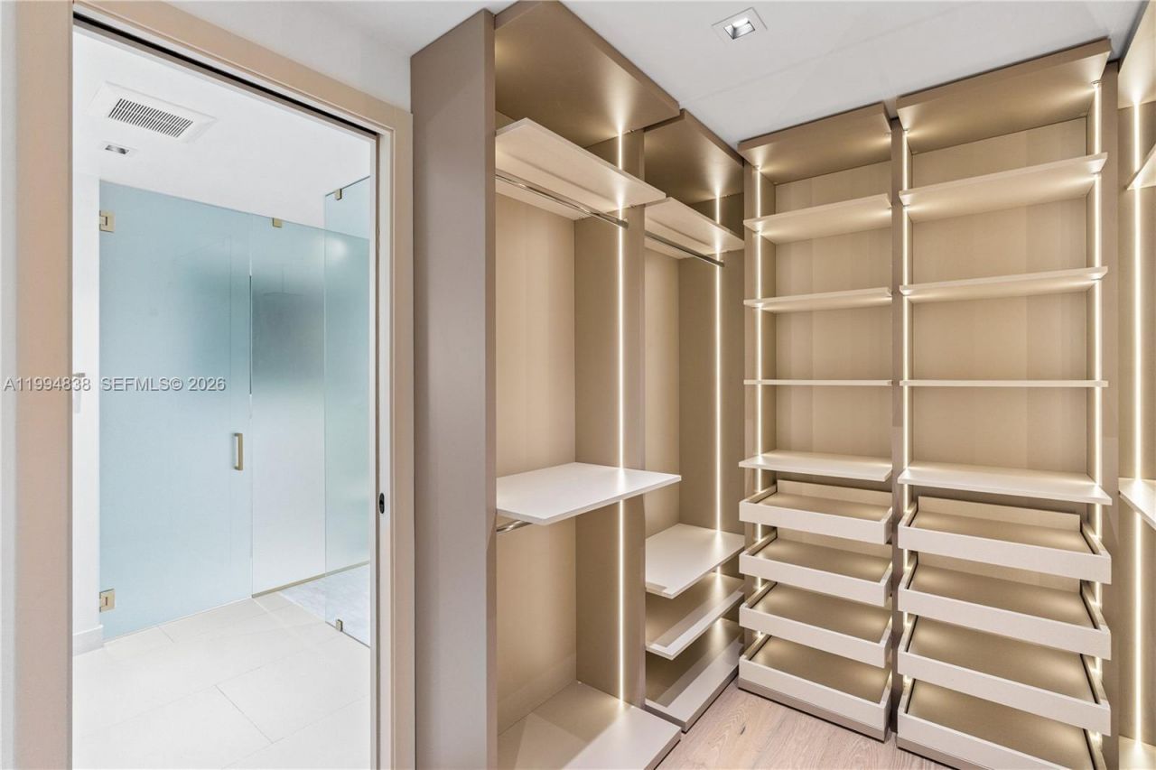 525 NE 101 St , Miami Shores, FL 33138 Photo