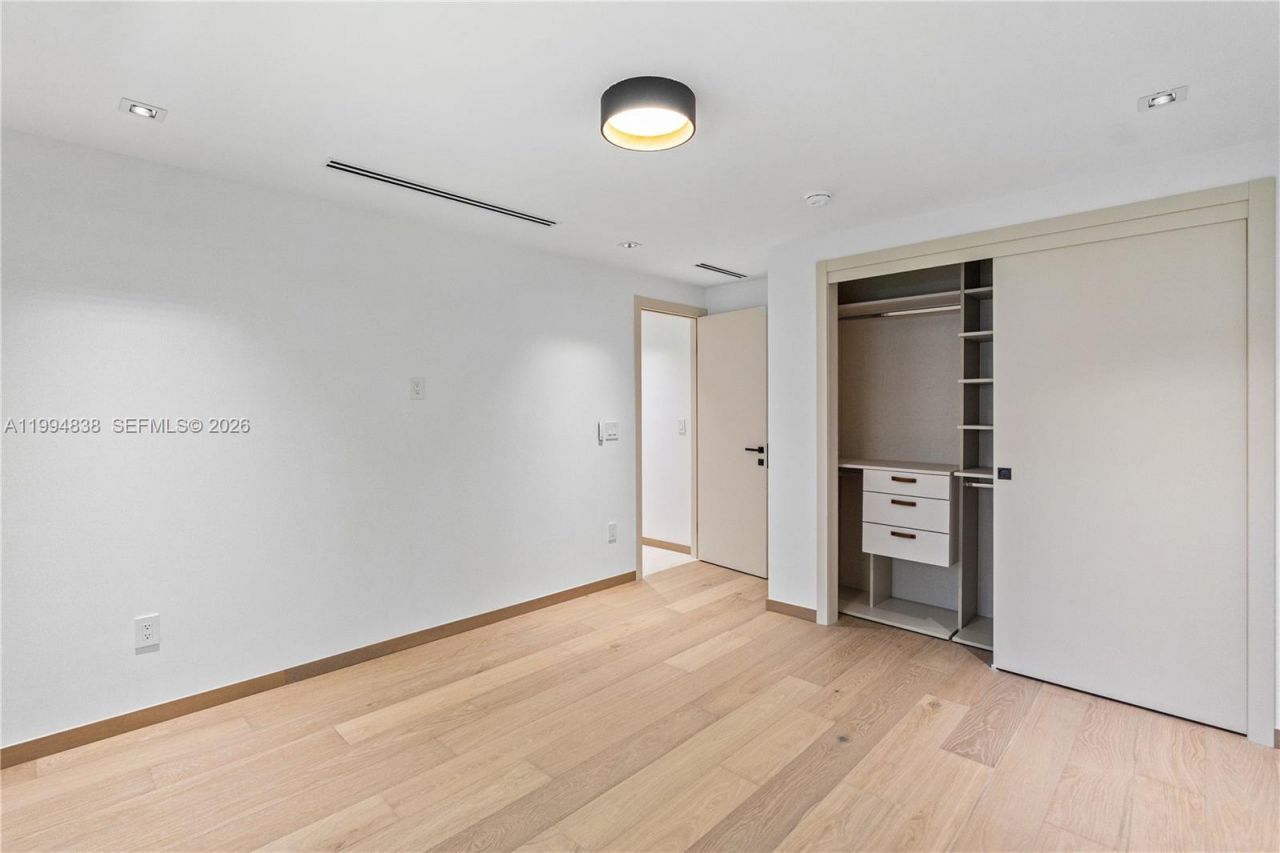 525 NE 101 St , Miami Shores, FL 33138 Photo