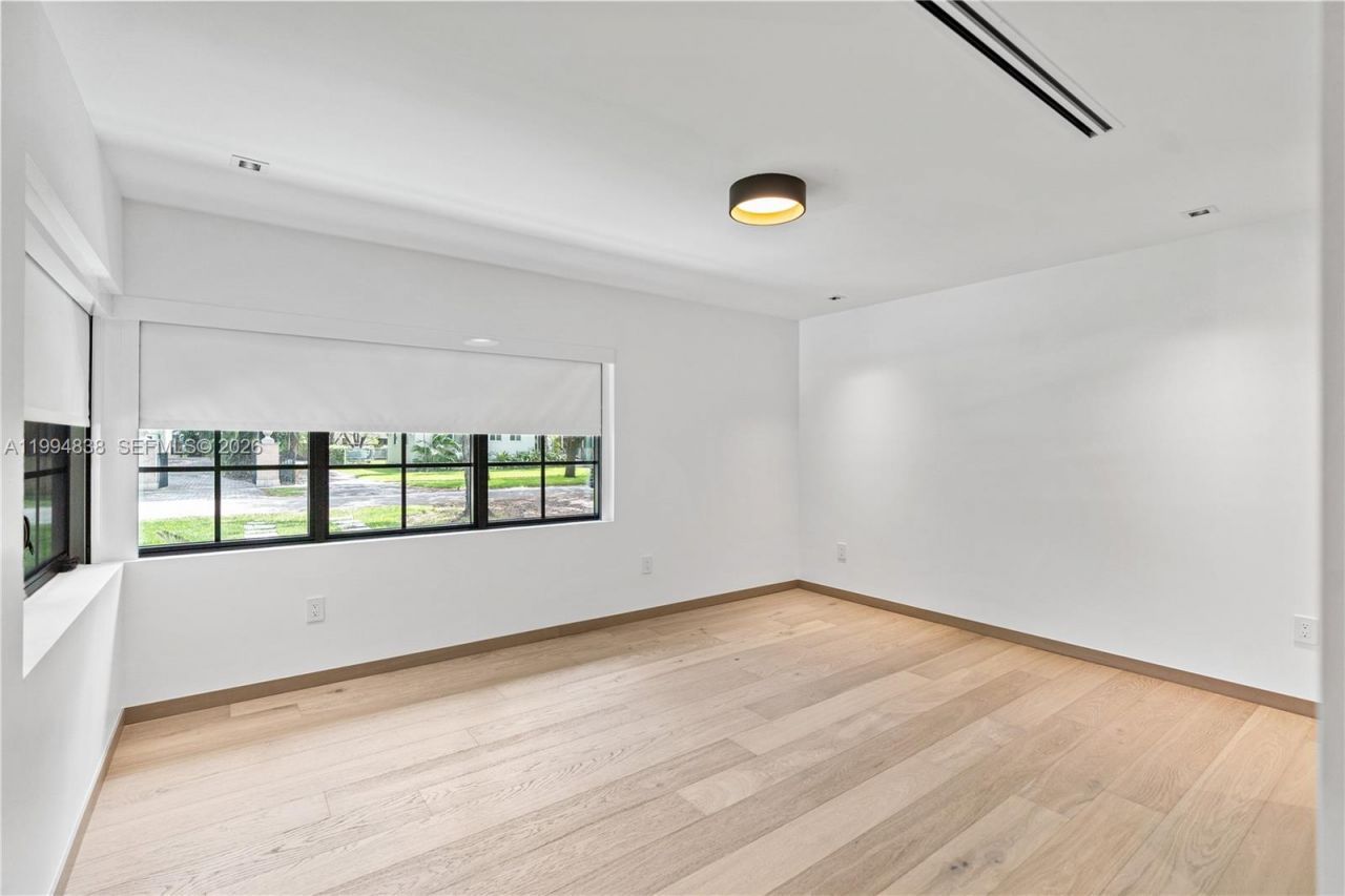 525 NE 101 St , Miami Shores, FL 33138 Photo