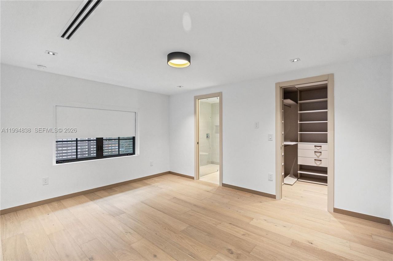 525 NE 101 St , Miami Shores, FL 33138 Photo