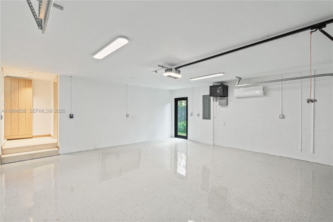 525 NE 101 St , Miami Shores, FL 33138 Photo