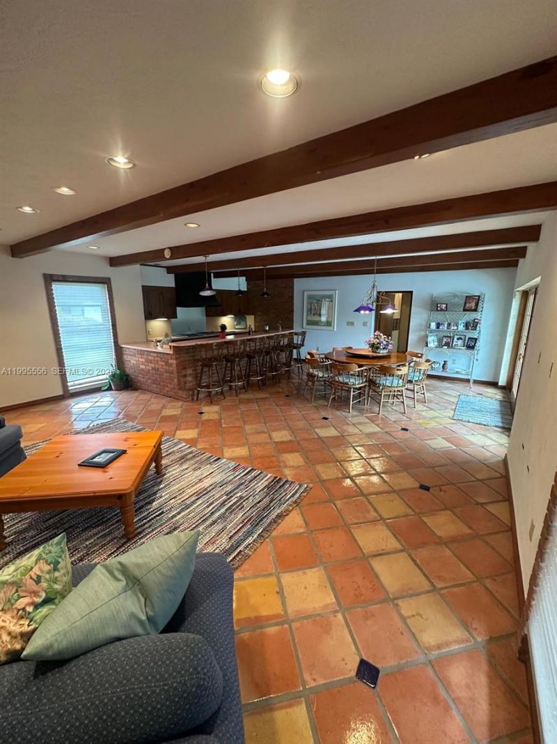 6740 SW 144th St , Palmetto Bay, FL 33158 Photo