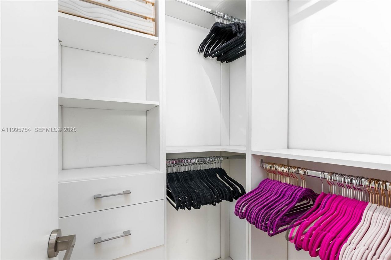 820 Euclid Ave, Unit 305, Miami Beach, FL 33139 Photo