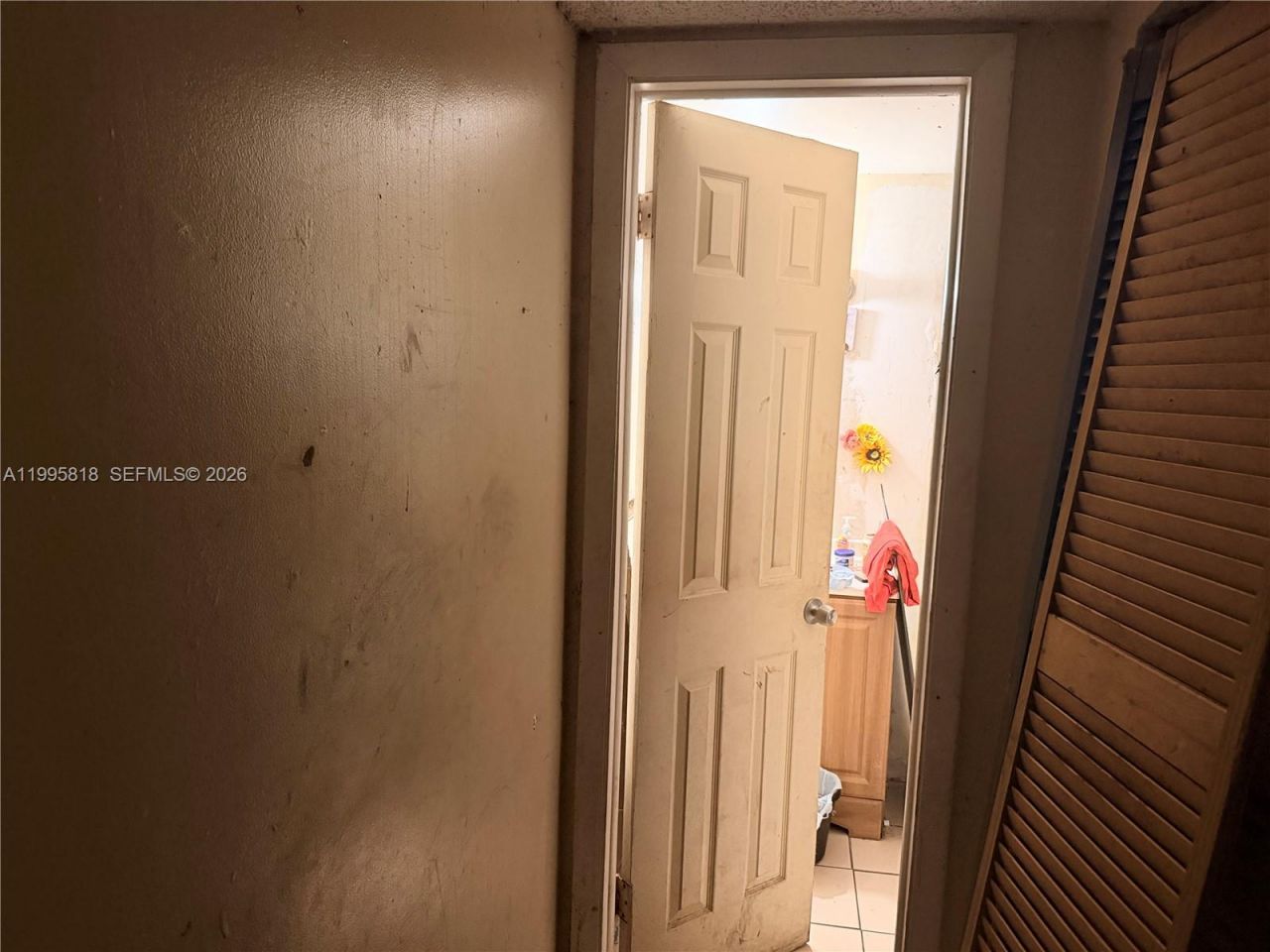 3700 NW 21st St, Unit 401, Lauderdale Lakes, FL 33311 Photo