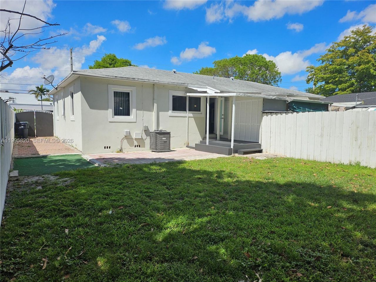 5816 SW 9th St, West Miami, FL 33144 Photo