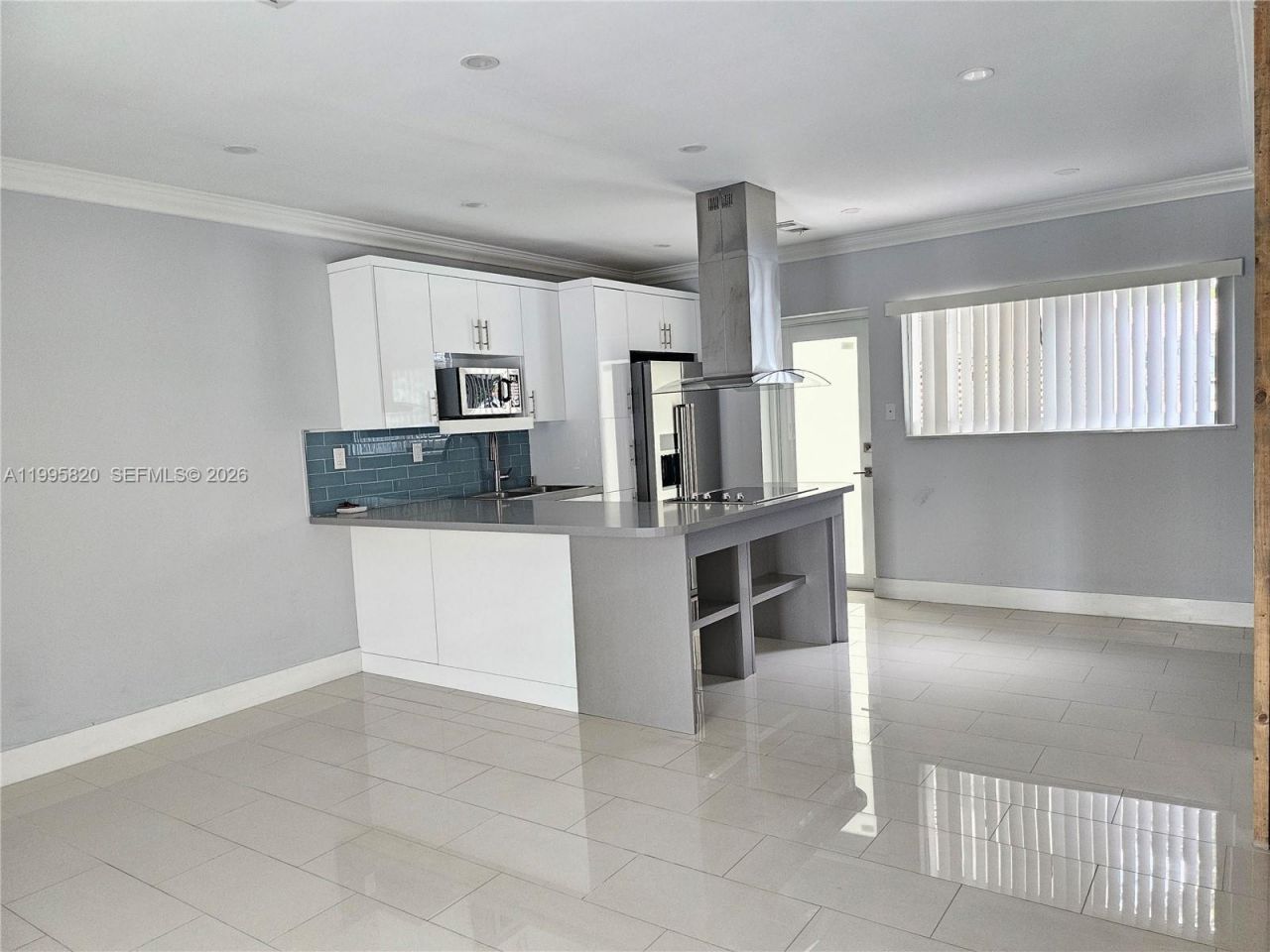 5816 SW 9th St, West Miami, FL 33144 Photo