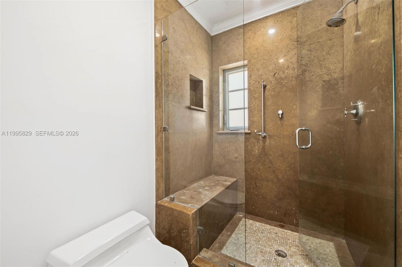 1545 Meridian Ave, Miami Beach, FL 33139 Photo