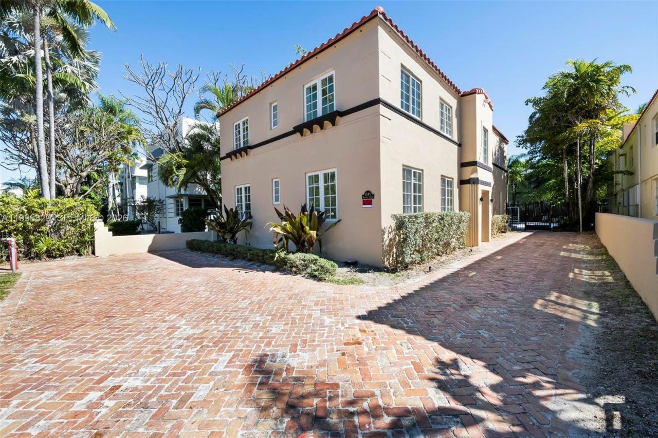 1545 Meridian Ave, Miami Beach, FL 33139 Photo