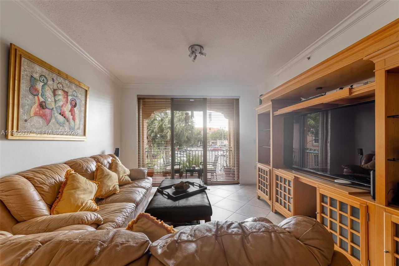 6540 NW 114th Ave, Unit 1423, Doral, FL 33178 Photo