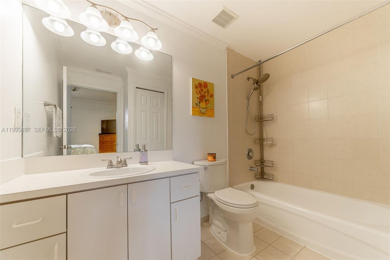 6540 NW 114th Ave, Unit 1423, Doral, FL 33178 Photo