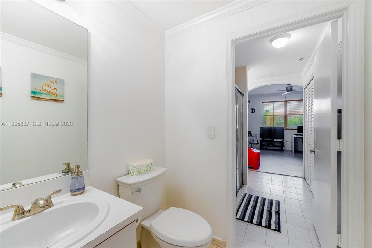 6540 NW 114th Ave, Unit 1423, Doral, FL 33178 Photo