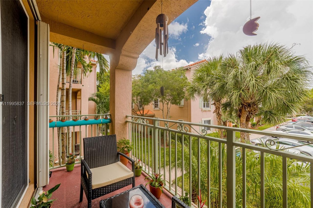 6540 NW 114th Ave, Unit 1423, Doral, FL 33178 Photo