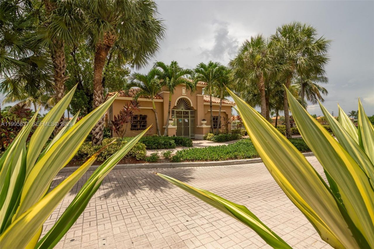 6540 NW 114th Ave, Unit 1423, Doral, FL 33178 Photo