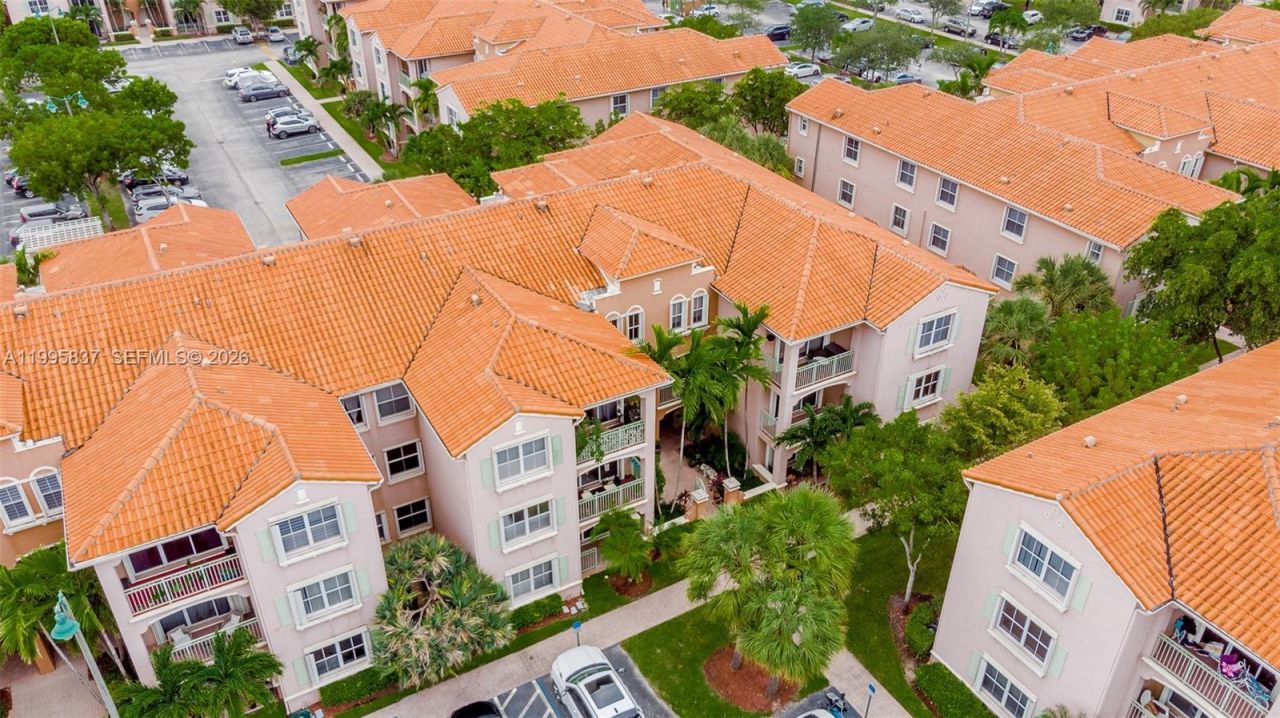 6540 NW 114th Ave, Unit 1423, Doral, FL 33178 Photo