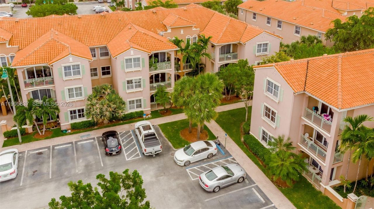 6540 NW 114th Ave, Unit 1423, Doral, FL 33178 Photo