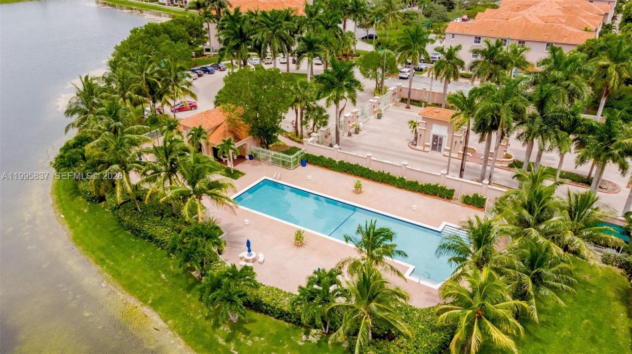 6540 NW 114th Ave, Unit 1423, Doral, FL 33178 Photo
