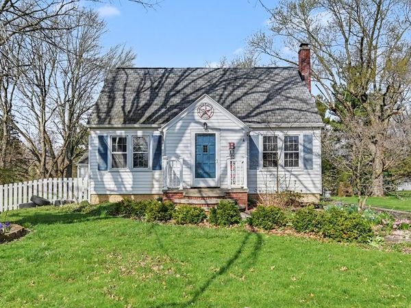 964 S Thoman Street, Crestline, OH 44827