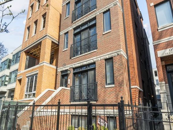 912 W Fletcher Street , Unit 2, Chicago, IL 60657