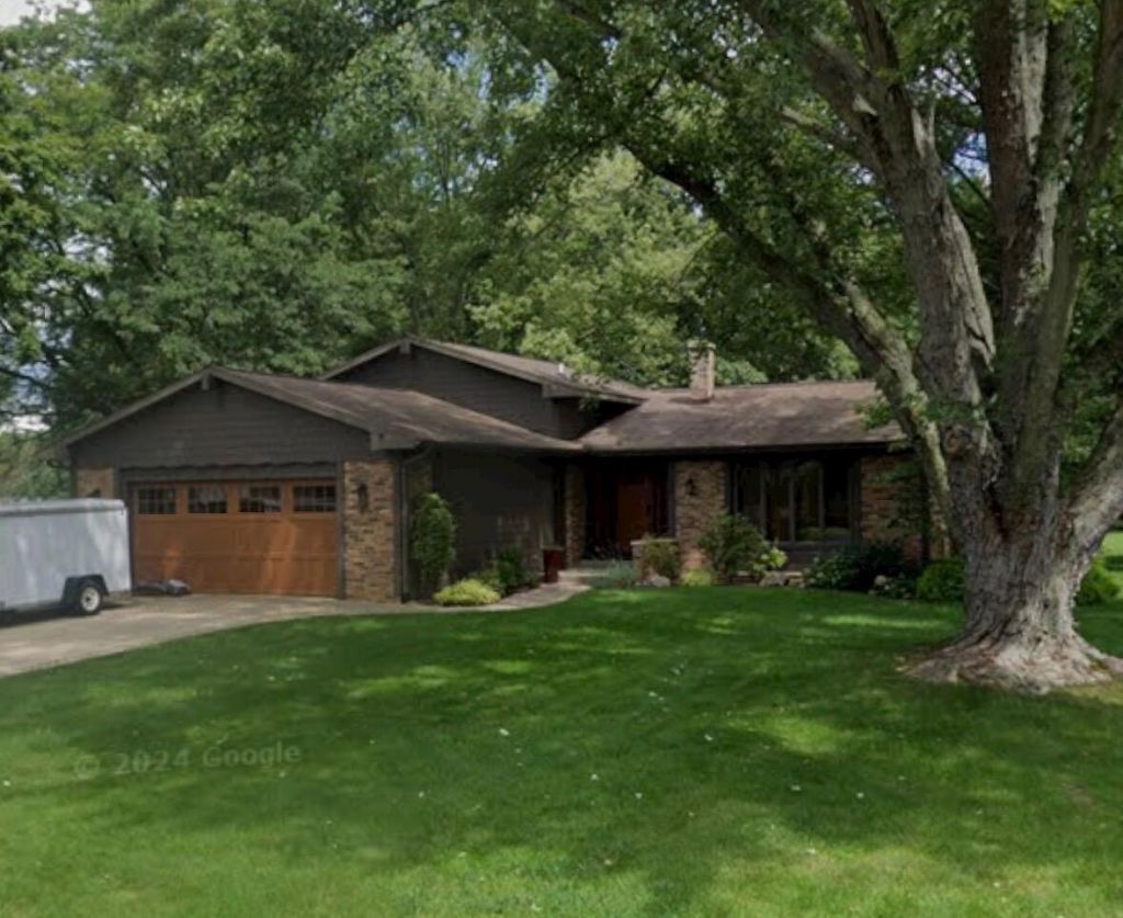 298 Sherman Drive, Marshall, MI 49068 Main Photo