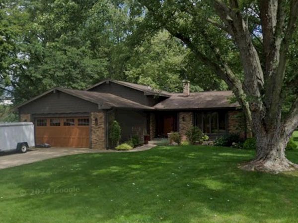 298 Sherman Drive, Marshall, MI 49068