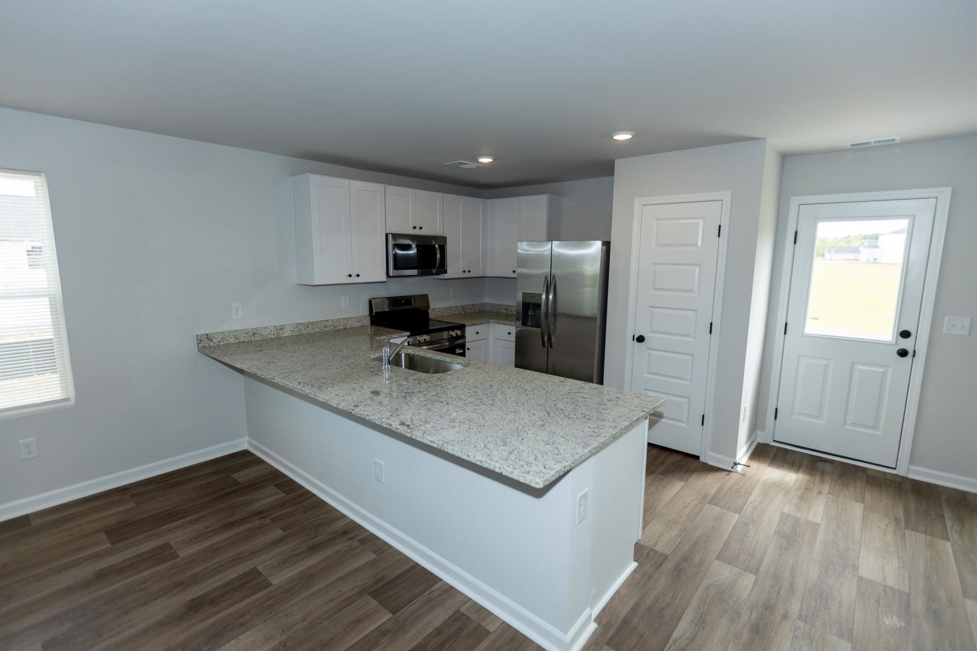 324 Sweet Vernal St Photo 12