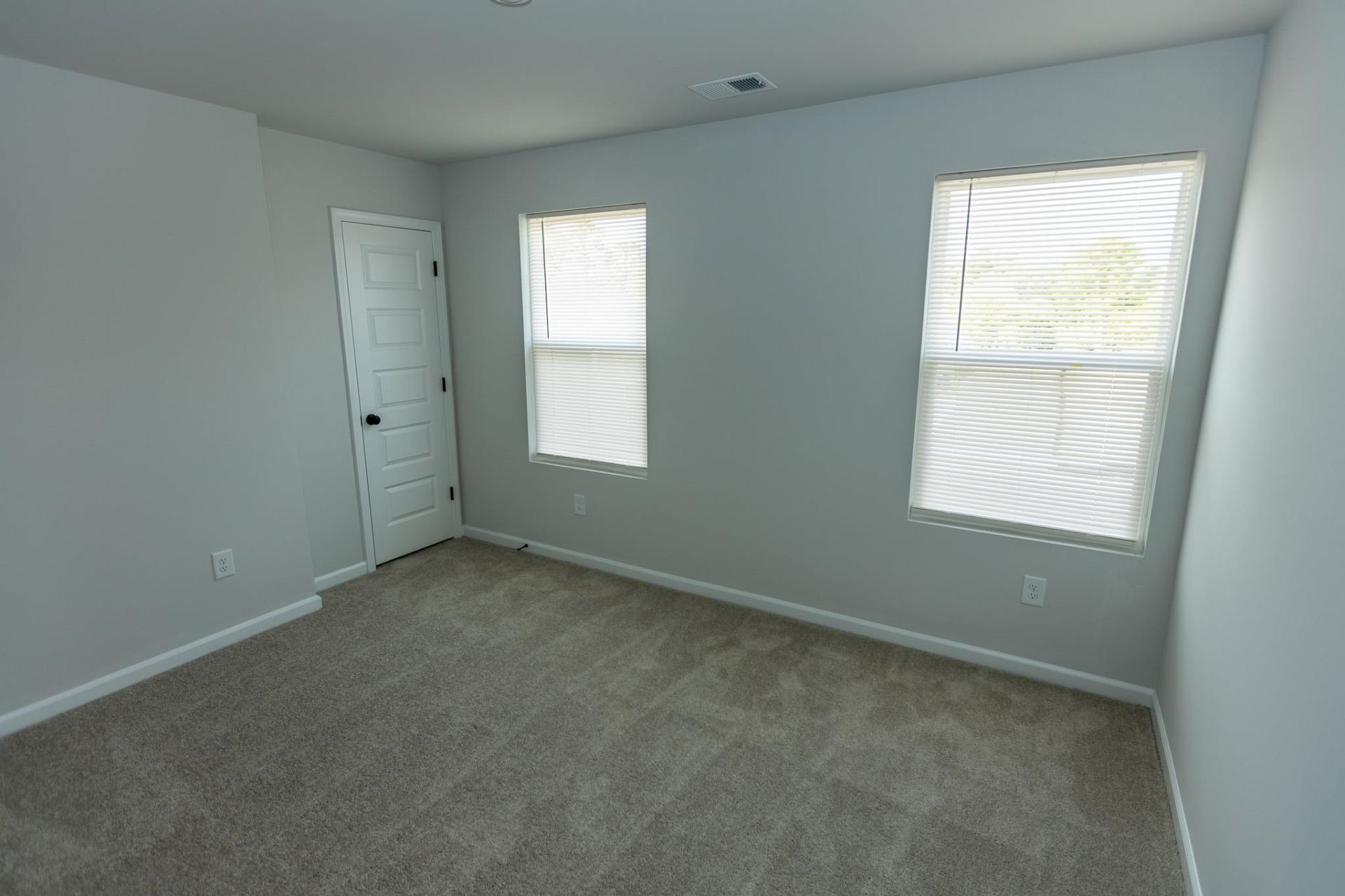 324 Sweet Vernal St Photo 26