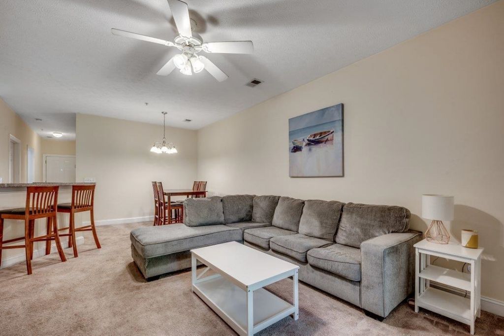 105 Fountain Pointe Ln.  Photo 18