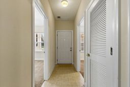 105 Fountain Pointe Ln. photo 4