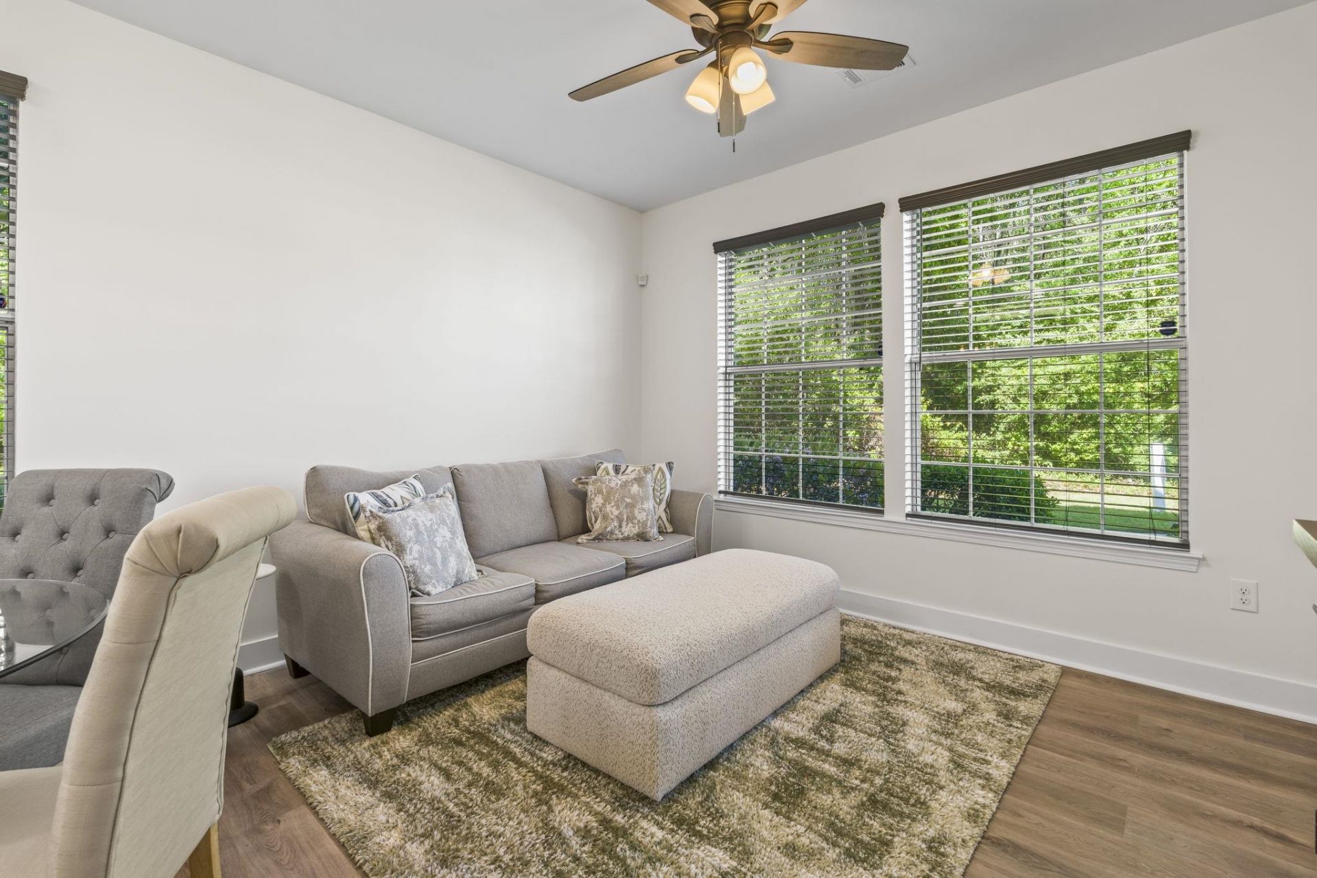 464 River Oaks Dr.  Photo 13