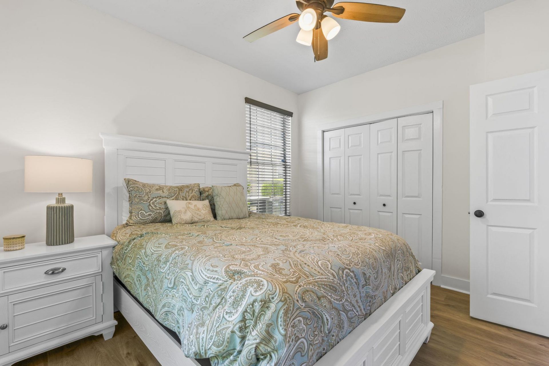 464 River Oaks Dr.  Photo 18