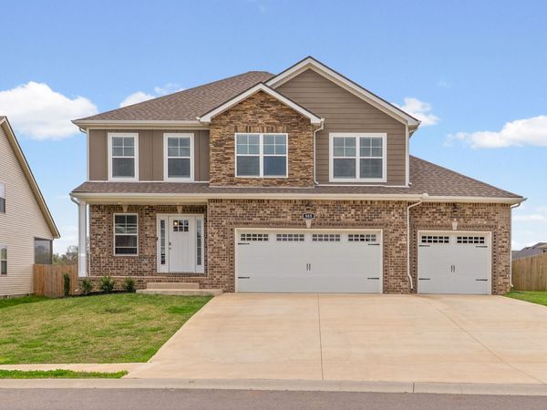 805 Macon Ln , Clarksville, TN 37042