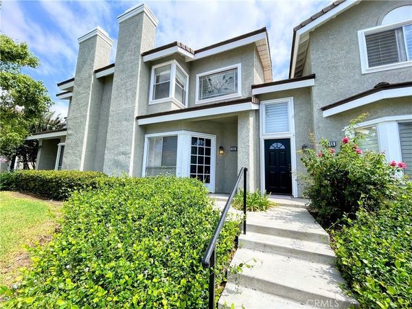 330 Fallingstar, Unit 48, Irvine, CA 92614