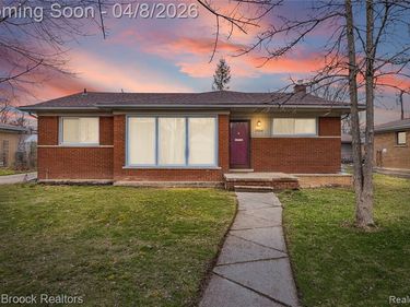 17000 W 13 Mile Road, Beverly Hills Vlg, MI 48025