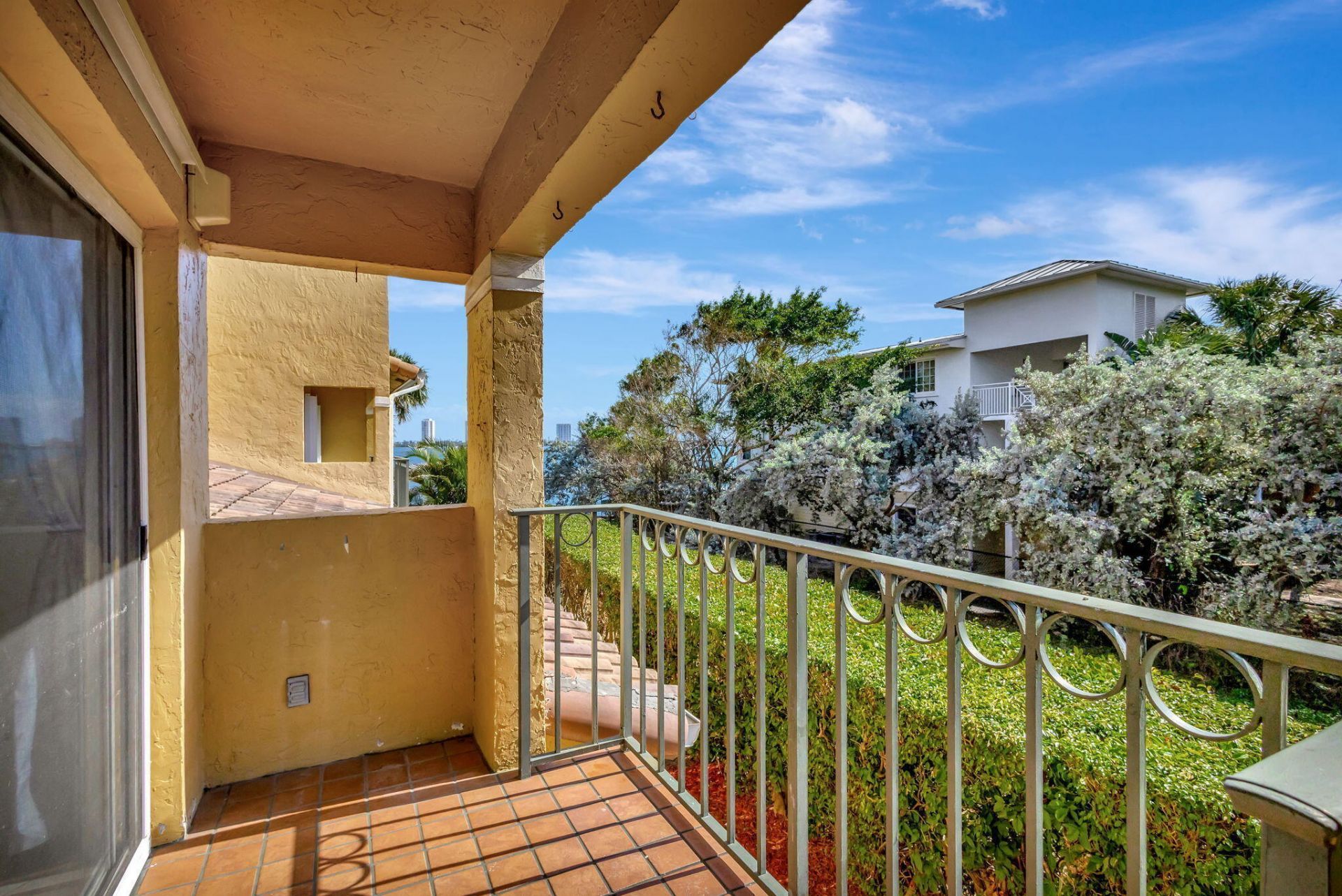 1060 Lake Shore Drive, Unit Apt 204, Lake Park, FL 33403 Photo