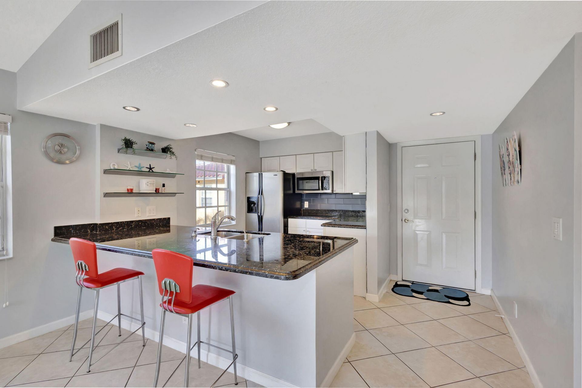 1060 Lake Shore Drive, Unit Apt 204, Lake Park, FL 33403 Photo