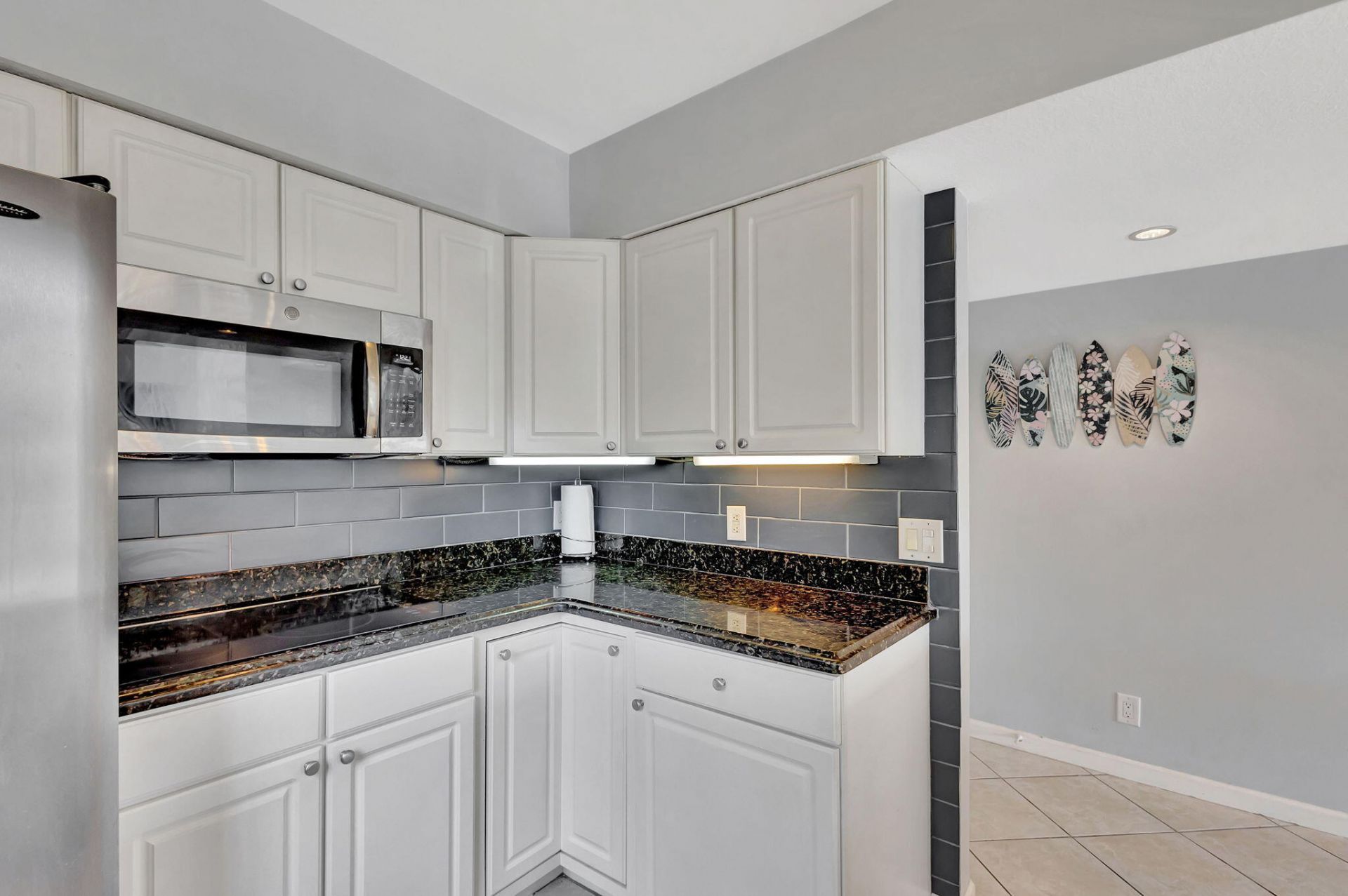 1060 Lake Shore Drive, Unit Apt 204, Lake Park, FL 33403 Photo