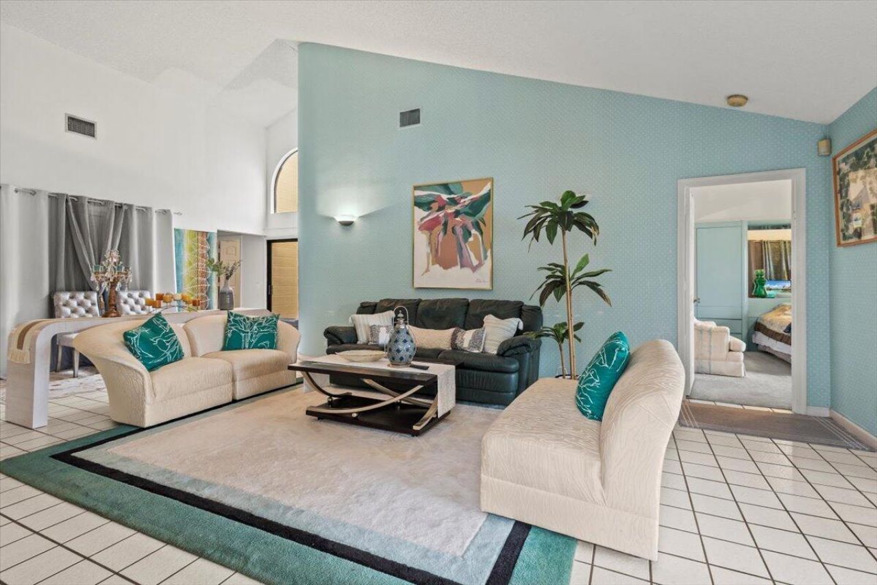 6691 S Pine Court, West Palm Beach, FL 33418 Photo