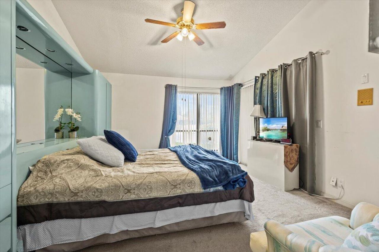 6691 S Pine Court, West Palm Beach, FL 33418 Photo