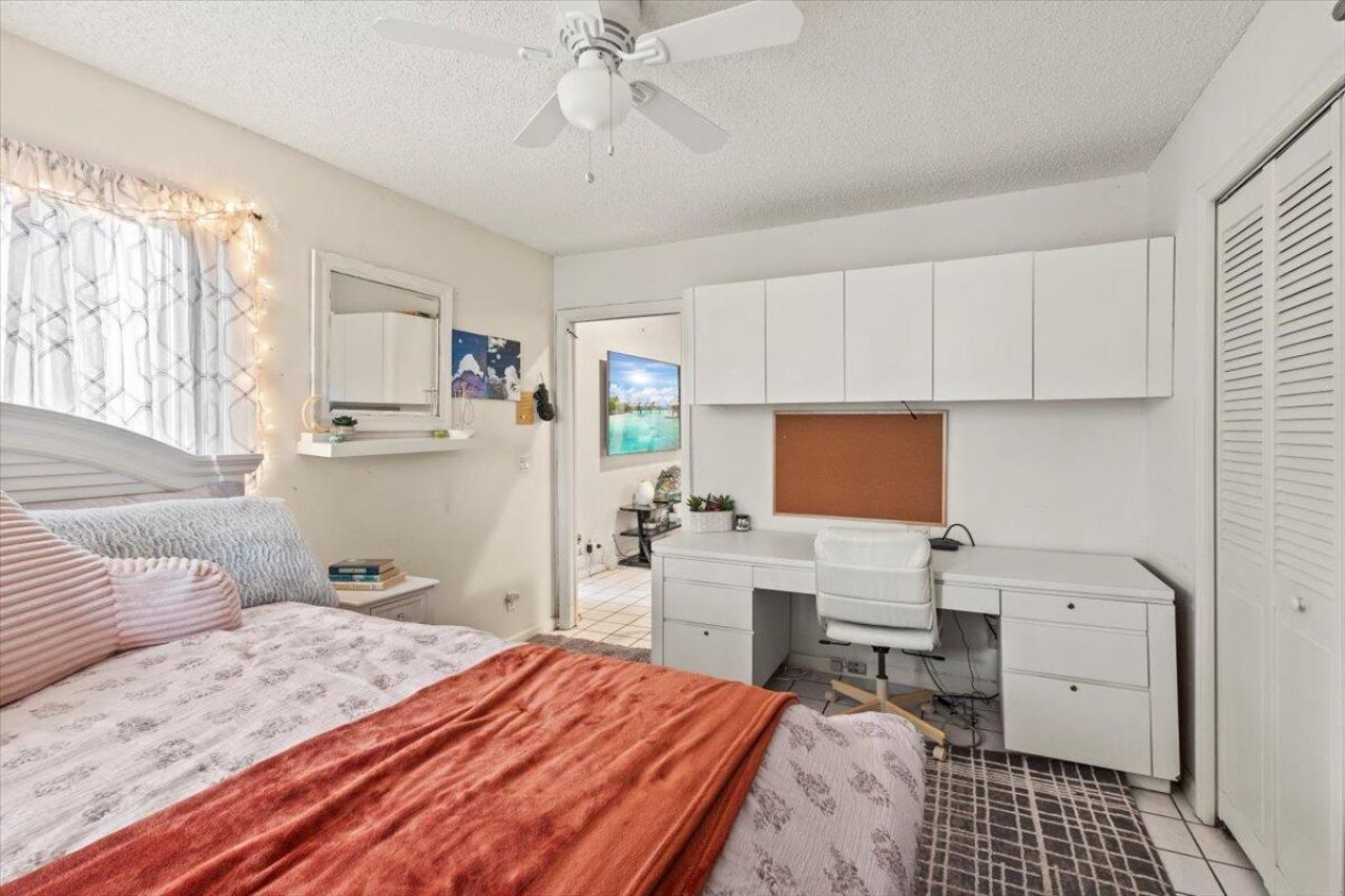 6691 S Pine Court, West Palm Beach, FL 33418 Photo