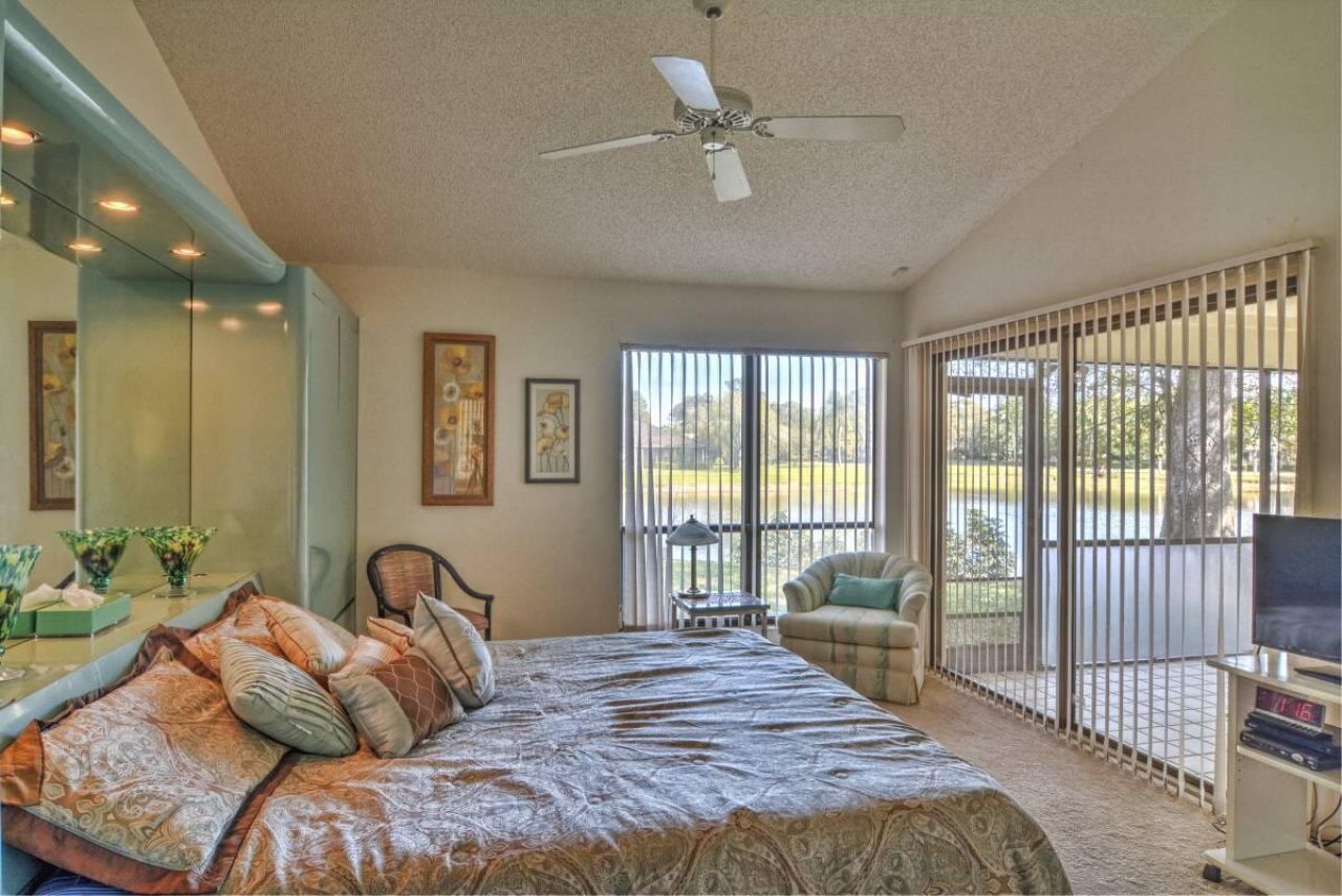 6691 S Pine Court, West Palm Beach, FL 33418 Photo