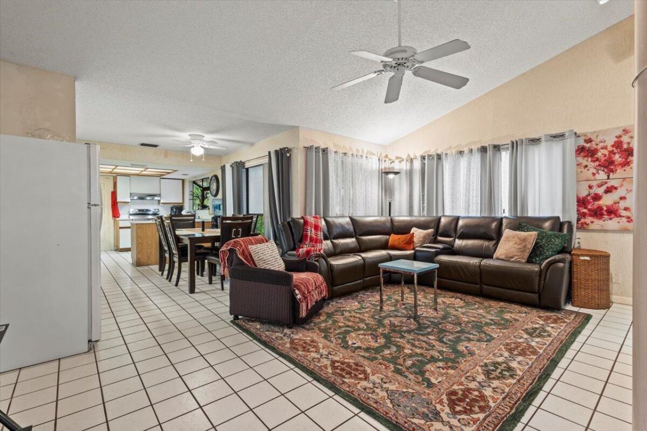 6691 S Pine Court, West Palm Beach, FL 33418 Photo