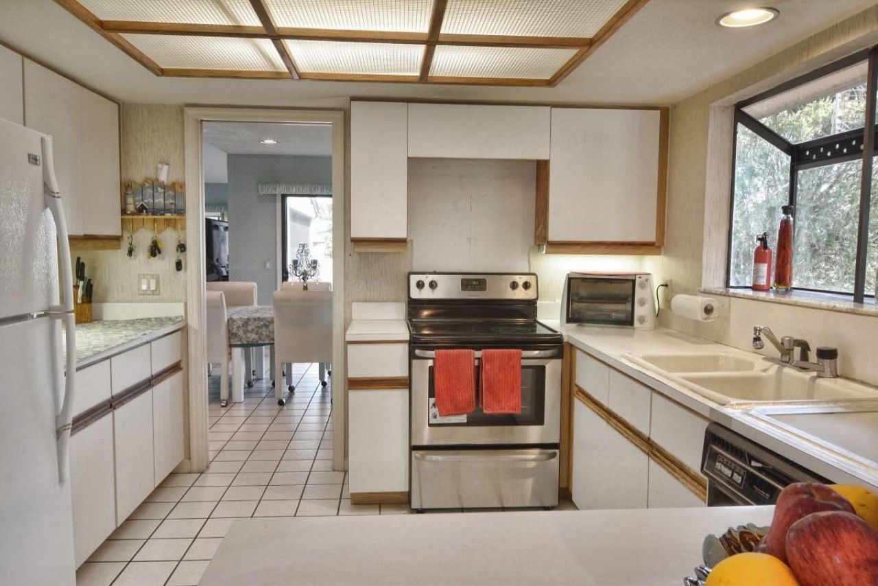 6691 S Pine Court, West Palm Beach, FL 33418 Photo